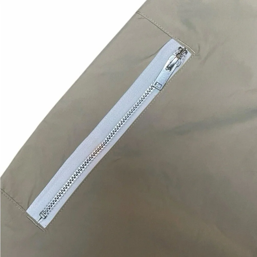 NEW Nike Pants Standard Fit Tapered Leg Men's Size 34 Tan Khaki Golf Pockets